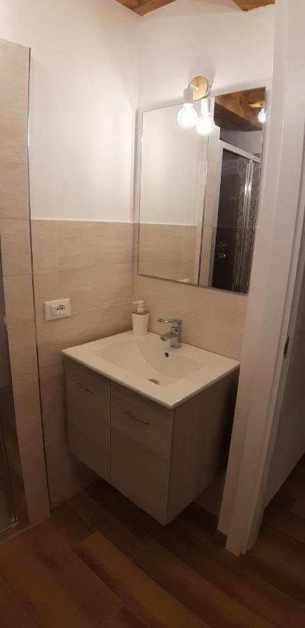 B&B Il Fienile Del Borgo Jesi Exteriör bild